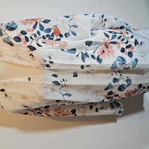Floral & White Kimono Open Front Lightweight Size M #1030